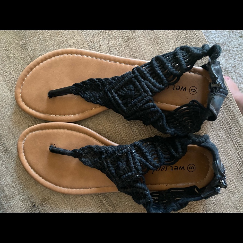 Wetseal Sandals